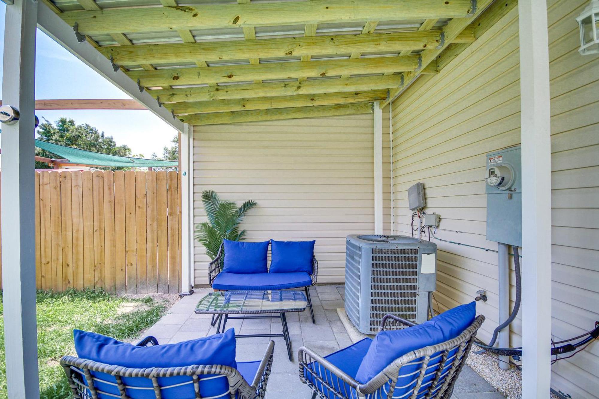 Gulfport Retreat With Pool Access 4 Mi To Aquarium别墅 外观 照片
